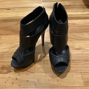 Aldo black sexy heels with wedge front